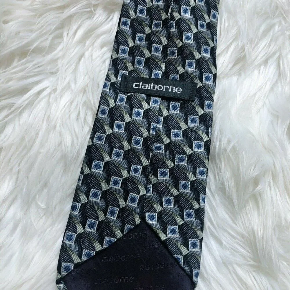 Claiborne Blue Gray‎ Pattern Men's Tie